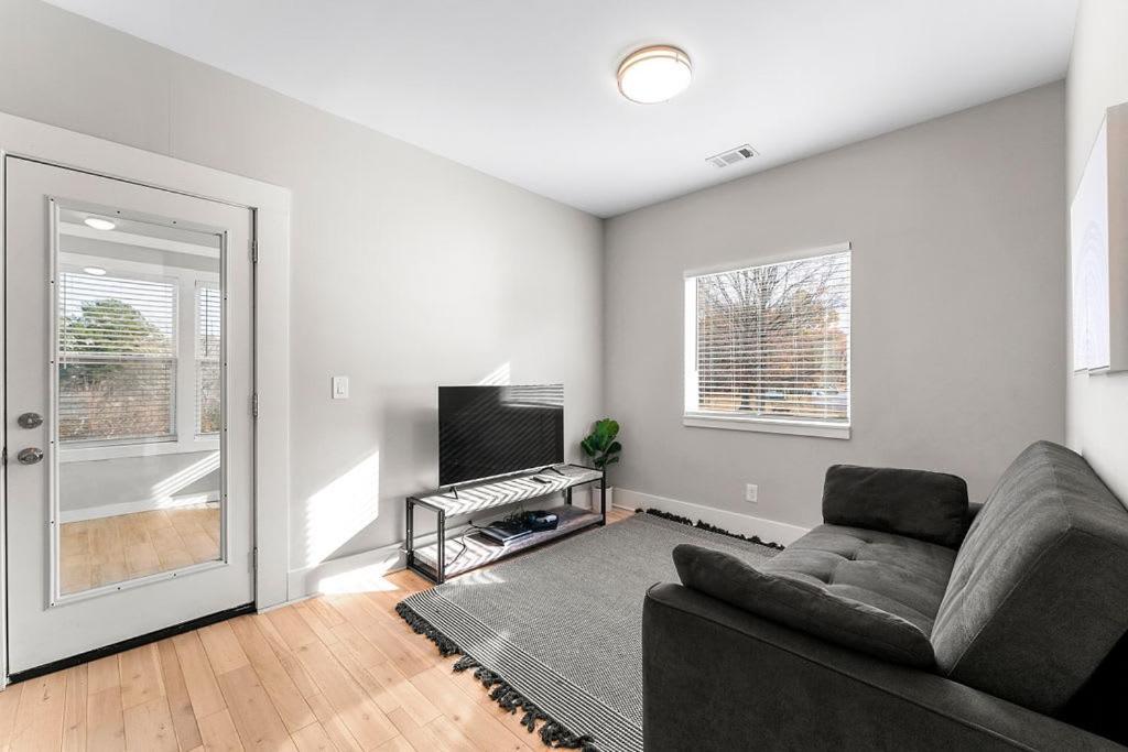Large Modern Home Centrally Located With Hot Tub Atlanta Eksteriør bilde