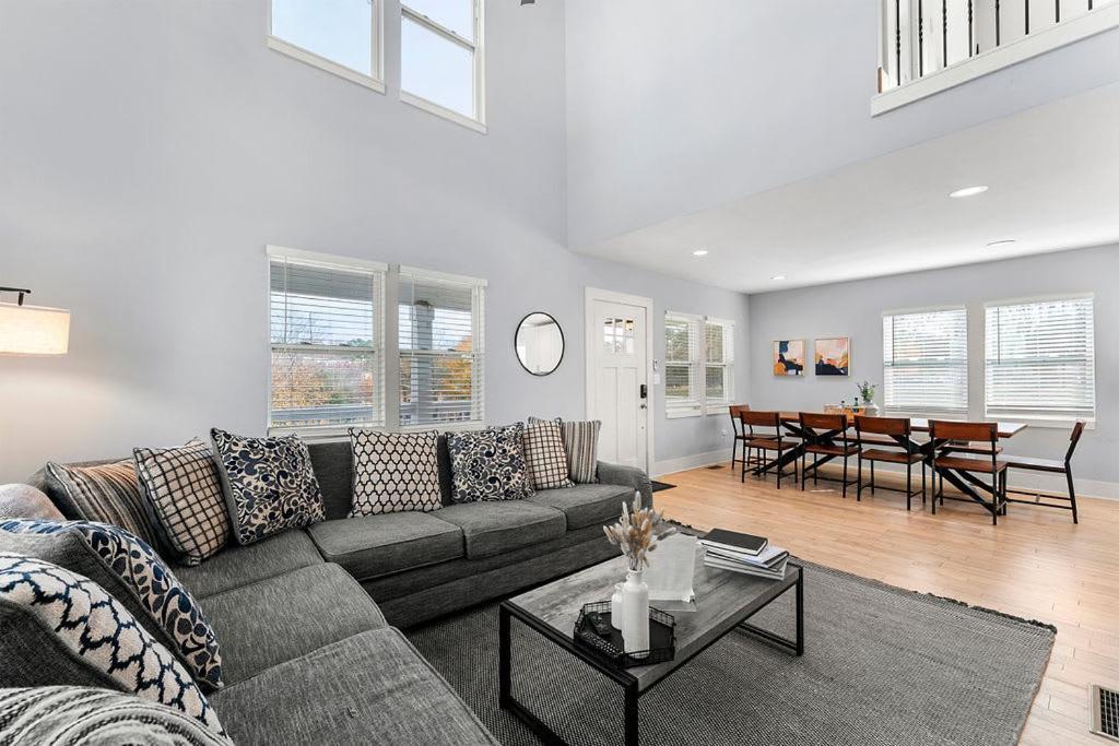 Large Modern Home Centrally Located With Hot Tub Atlanta Eksteriør bilde