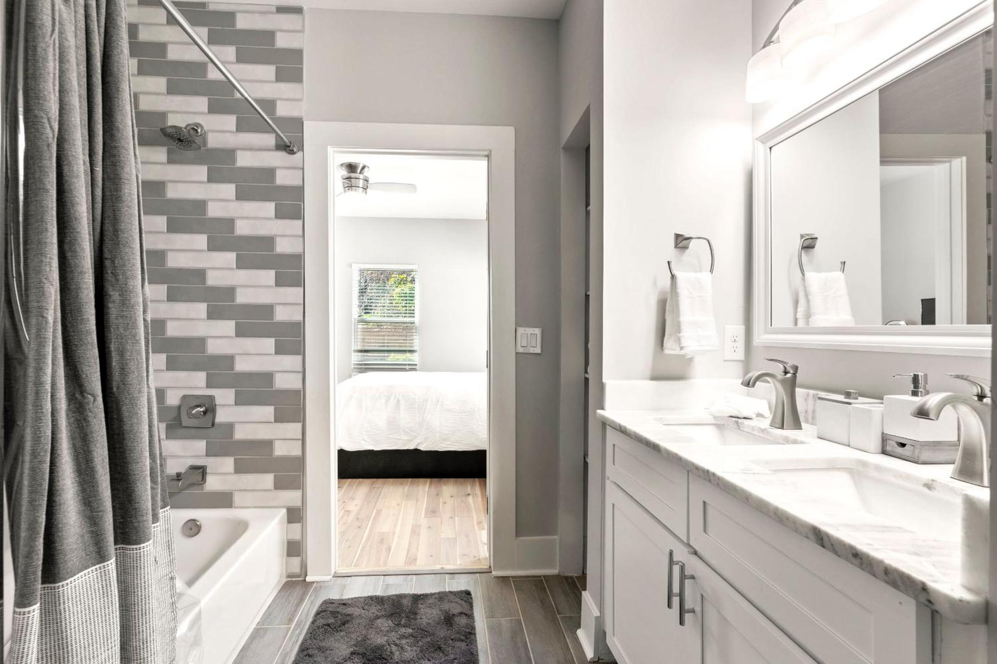 Large Modern Home Centrally Located With Hot Tub Atlanta Eksteriør bilde